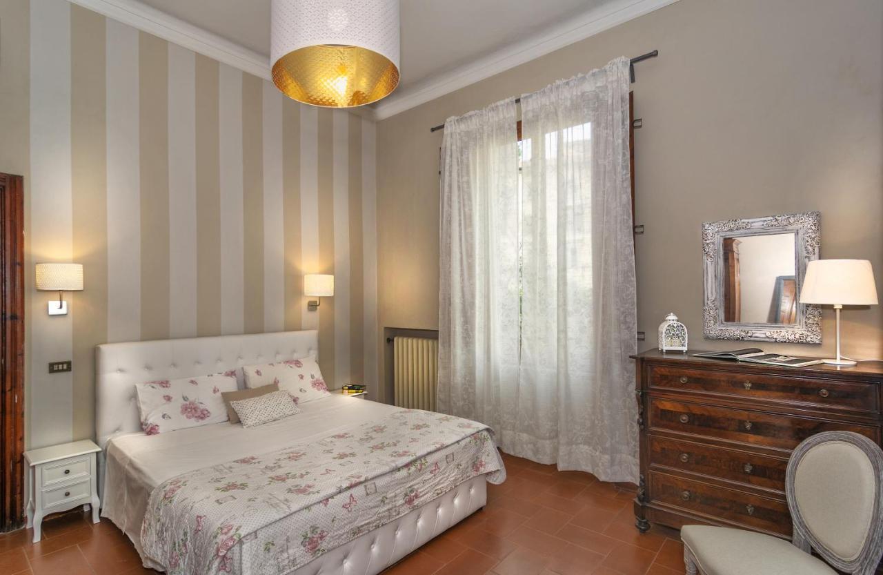 Couette-café Ricci 3*
