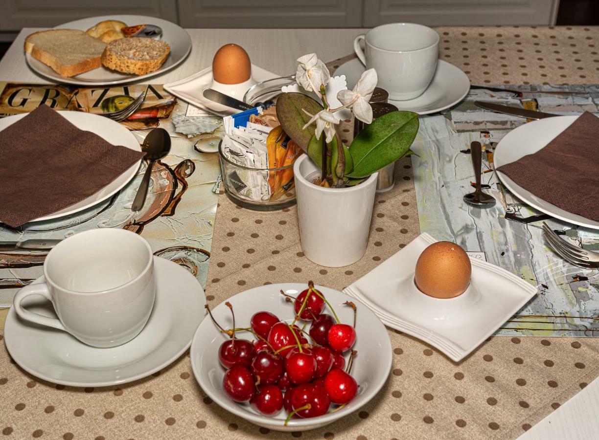 Couette-café Ricci Lucques